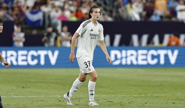 倍顺网 马卡：许多球探想在青年欧冠上考察霍安，但他却没参加比赛